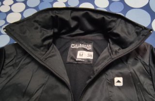 Chaqueta deportiva negra