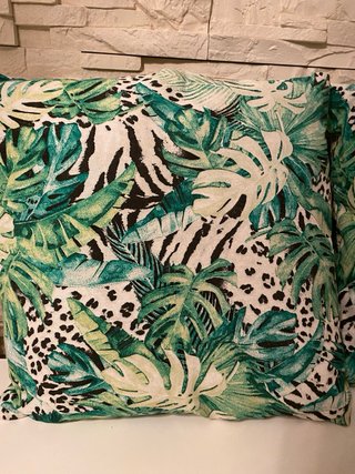 4 Cojines decorativos hojas y animal print