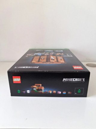LEGO 21265 The Crafting Table (Minecraft)