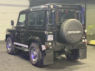 Land Rover Defender 90 SW SE
