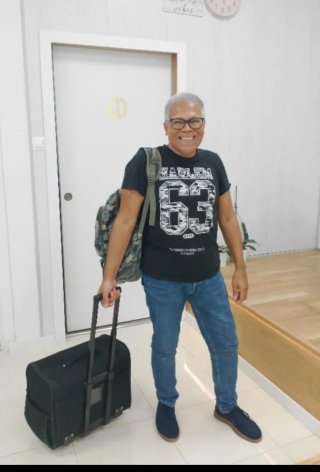 Raúl Manitas A Domicilio