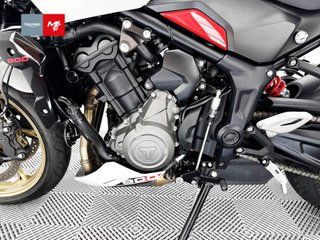 TRIUMPH TRIDENT 800 2026 1732 kms.