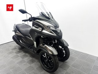 YAMAHA TRICITY 300 2023 14148 kms.