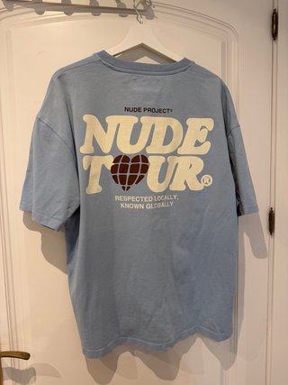 Camiseta Nude Tour Azul