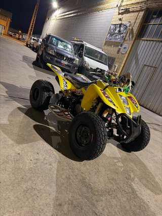 Quad Suzuki LTZ 400 Amarillo