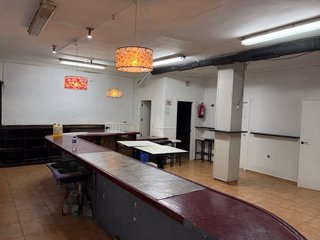 Local comercial en Jodar 500