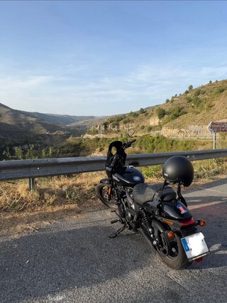 Harley Davidson Street 750 Negra