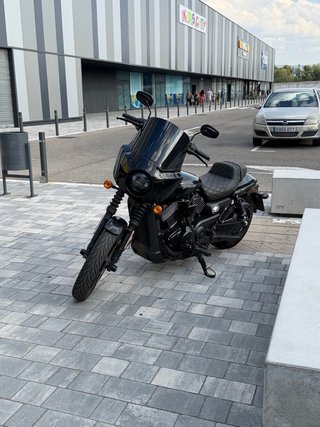 Harley Davidson Street 750 Negra