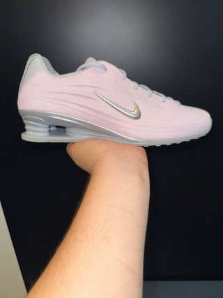 Sneakers Nike Shox Rosa e Argento