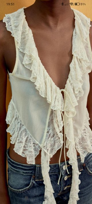 Top Zara encaje volantes