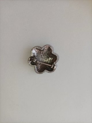 Broche flor negro con brillos