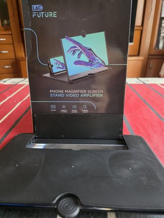 Amplificador Pantalla Móvil HD 12" - Efecto Cine