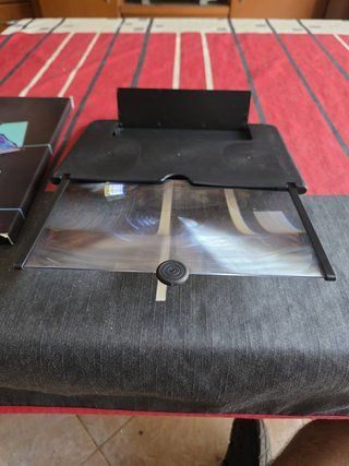 Amplificador Pantalla Móvil HD 12" - Efecto Cine