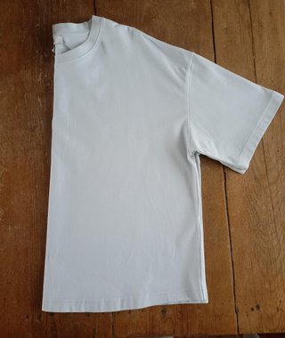 Camiseta COS