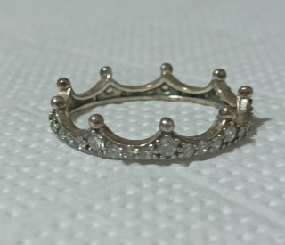 Anillo Pandora de Corona Plata.
