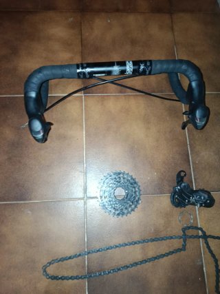 Cambio, casete, cadena y manillar ciclismo