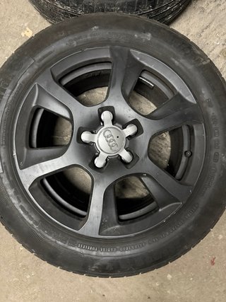Llantas Audi 16” con neumáticos Continental