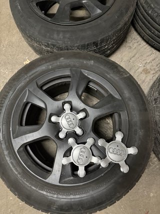 Llantas Audi 16” con neumáticos Continental