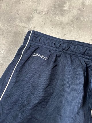 Pantalón corto deportivo Nike DRI-FIT azul