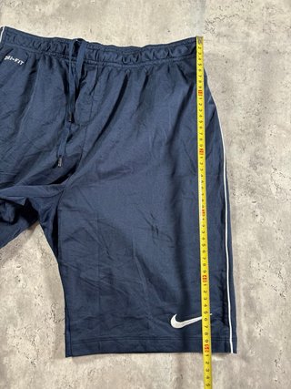 Pantalón corto deportivo Nike DRI-FIT azul