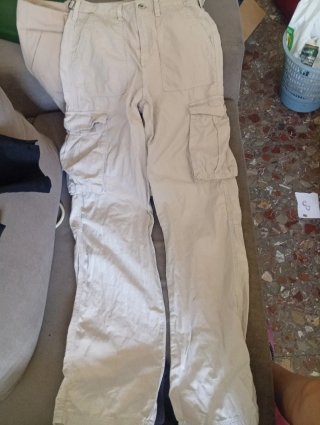 Pantalón Cargo Beige Bershka Talla 34