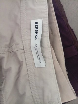 Pantalón Cargo Beige Bershka Talla 34