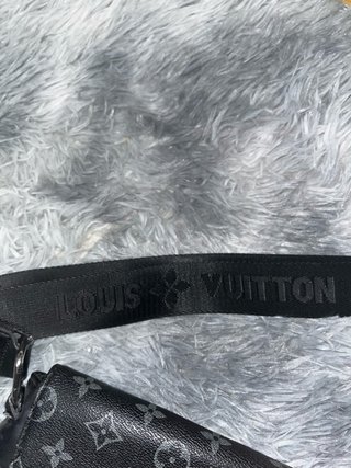 Riñonera Louis Vuitton Negra