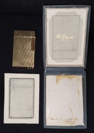 Mechero S.T. Dupont Ligne 2 Oro Vintage (con caja)
