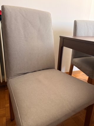 Mesa comedor y 4 sillas
