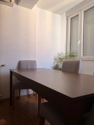 Mesa comedor y 4 sillas