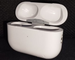 Estuche Carga AirPods Genérico Blanco
