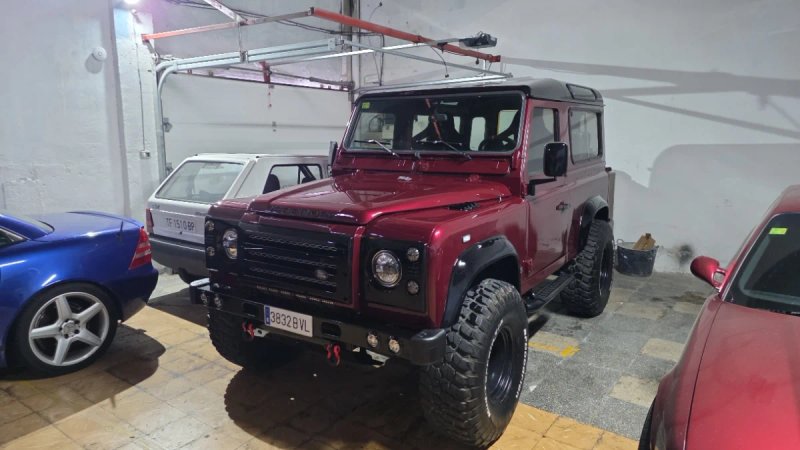 Land Rover Defender 2004 - foto 1