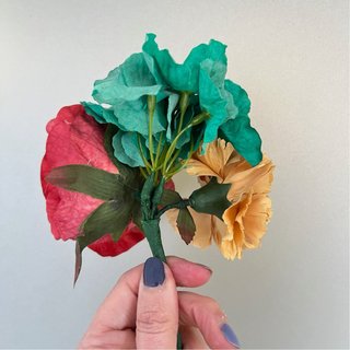 Ramillete de flores de Flamenca de colores