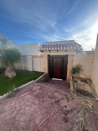 Chalet en alquiler en Altos - La Florida en Orihuela
