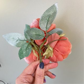 Ramillete Flamenca Flores de organza Beige y Rosa