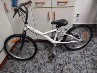 Bicicleta BMX Btwin Blanca