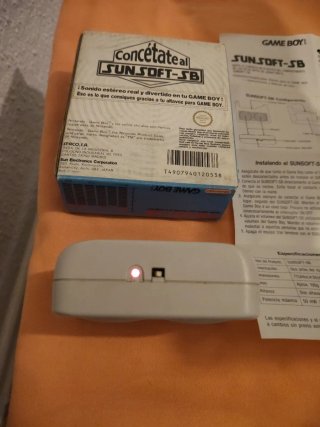 Altavoz Sunsoft-SB para Game Boy