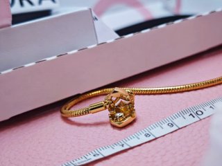 Pulsera Pandora dorada Ale s925 17 cm corazón