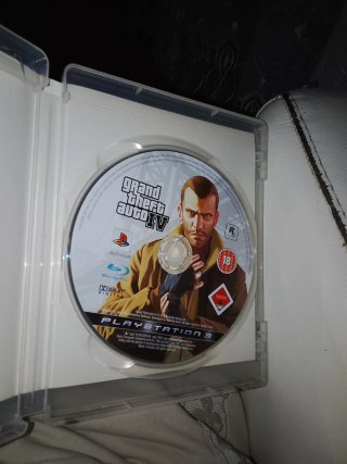 Grand Theft Auto IV PS3
