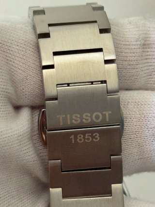 Reloj mod Tissot PRX 40mm Verde y Plateado
