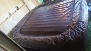 Jacuzzi exterior Lay-Z-Spa