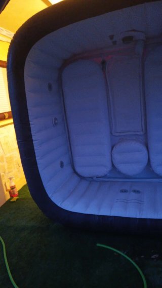 Jacuzzi exterior Lay-Z-Spa