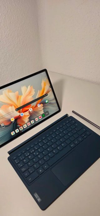 Lenovo Yoga Tab Plus 12.7 Tidal Teal