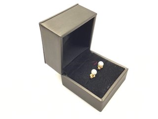pendientes oro 18k con piedra con perla