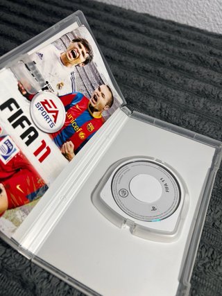 FIFA 11 PSP Completo con Manuale e Scatola
