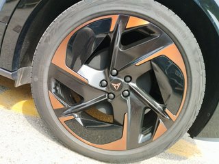 CUPRA Tavascan VZ 340cv