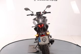 YAMAHA MT07 2023
