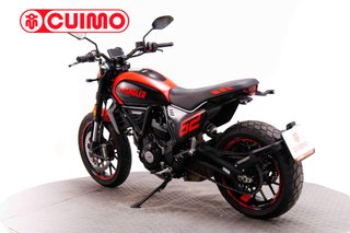 DUCATI SCRAMBLER FULL THROTTLE