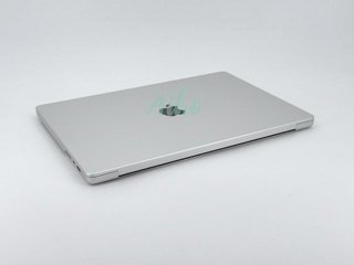 MacBook Pro 16" M1 Max (2021) 10 CPU/32 GPU - SSD 1TB - RAM 32GB - Plata