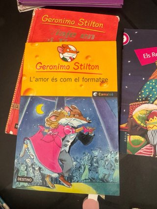 Libros castellano en catalán, infantiles y adolese